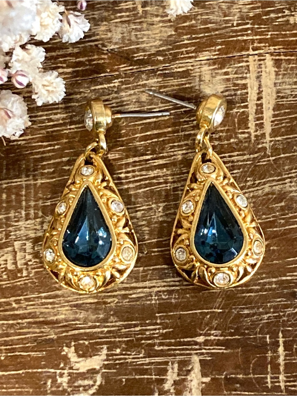 Vintage Avon Gold-Tone Teardrop Earrings with Blue Gemstone